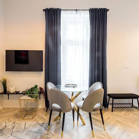 Central Exclusive Apartments Budapest Ngoại thất bức ảnh